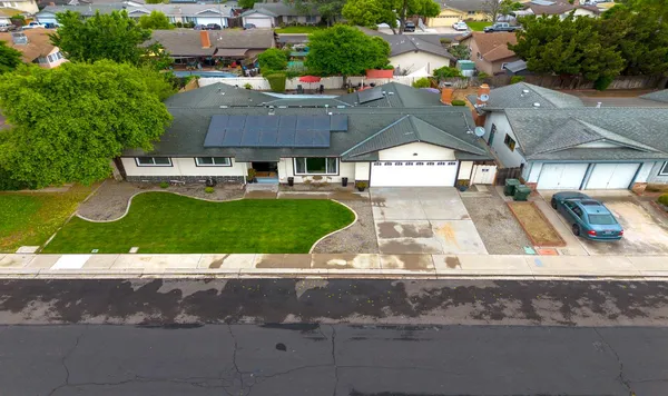 $579,000 | 1701 Maywood Avenue, Manteca, CA 95336