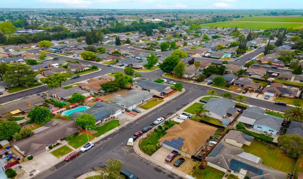 $579,000 | 1701 Maywood Avenue, Manteca, CA 95336