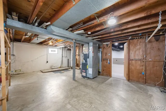 $2,100 | 10224 Dandridge Drive, St. Louis, MO 63123