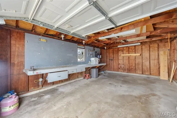 $2,100 | 10224 Dandridge Drive, St. Louis, MO 63123