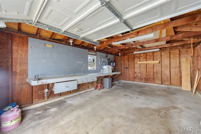 $2,100 | 10224 Dandridge Drive, St. Louis, MO 63123