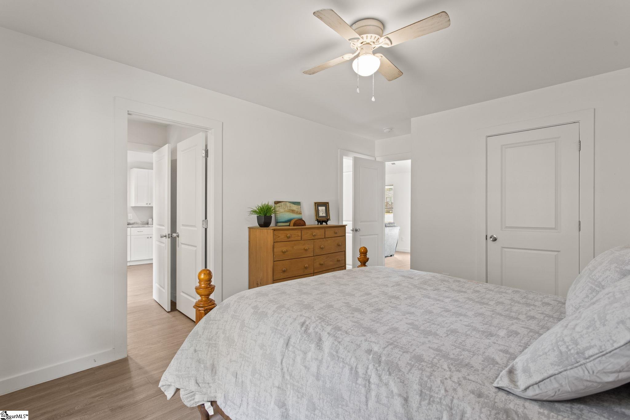 325 Dillon Drive Clinton, SC 29325 - Photo 19 of 26 Gallery Image 19