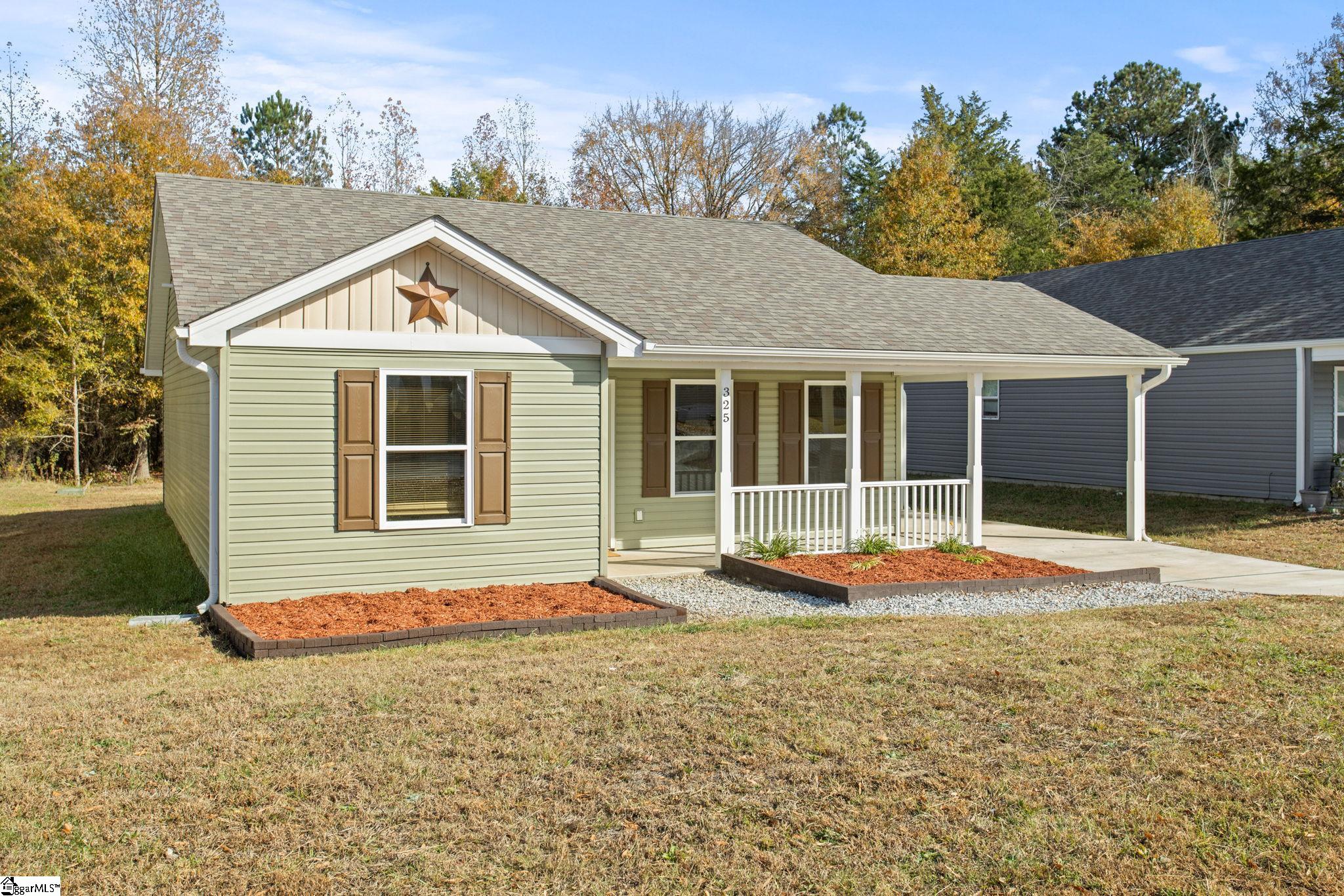 325 Dillon Drive Clinton, SC 29325 - Photo 2 of 26 Gallery Image 2