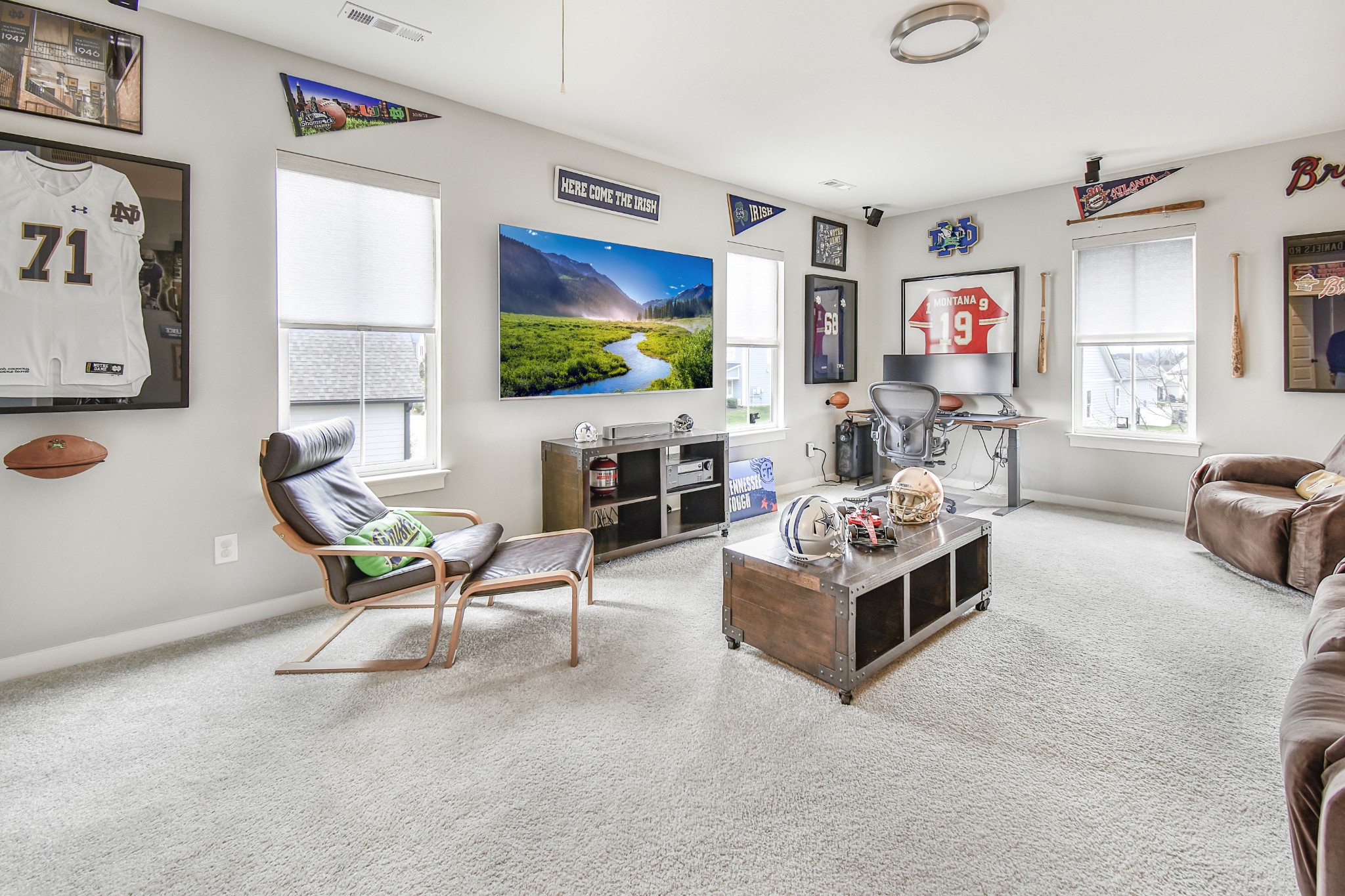 243 Croft Way Mount Juliet, TN 37122 - Photo 26 of 48 a living room with furniture and a flat screen tv