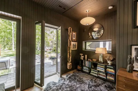 $750,000 | 13 Bittersweet Avenue, Hampton Bays, NY 11946
