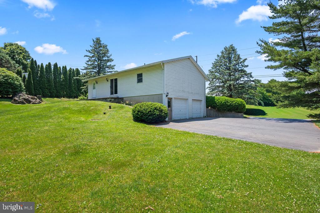 65 Klines Road Mertztown, PA 19539 - Photo 7 of 44
