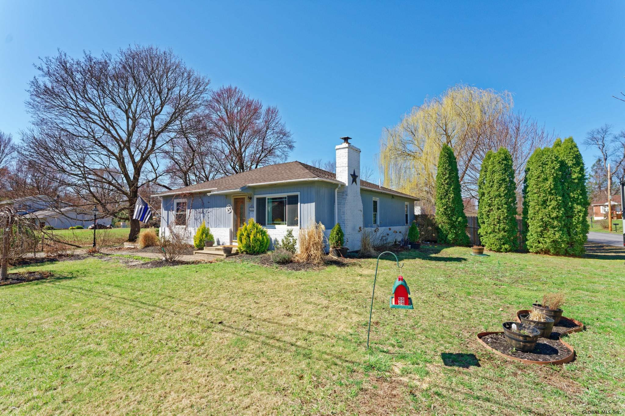 26 Orchard Road Castleton-on-Hudson, NY 12033 - Photo 3 of 40 Photo 3