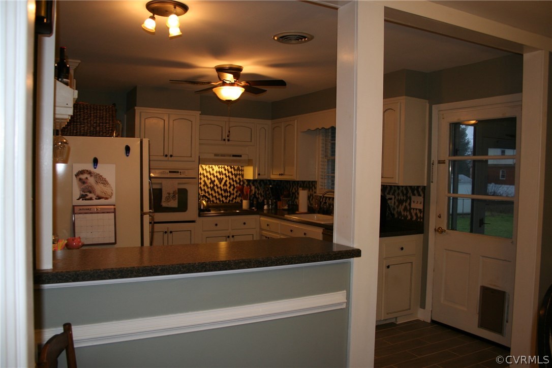 5921 Brookfield Road Richmond, VA 23227 - Photo 9 of 25 Gallery Image 9
