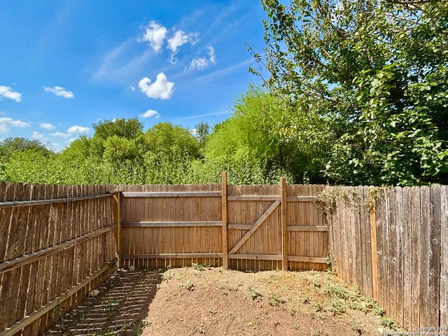 $1,275 | 10603 Mathom Landing, Unit 3, Universal City, TX 78148