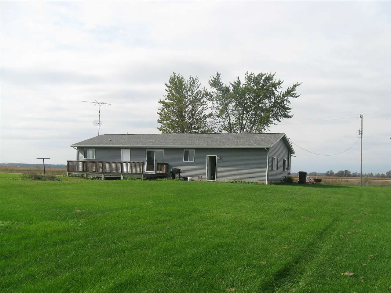 7875 South Chippewa Road Shepherd, MI 48883 - Photo 20 of 23 1805552-19.JPG