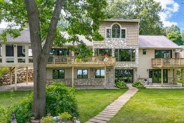 $1,500,000 | 7414 Field Bay Avenue, Kalamazoo, MI 49009