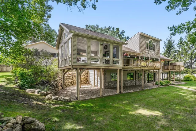 $1,500,000 | 7414 Field Bay Avenue, Kalamazoo, MI 49009