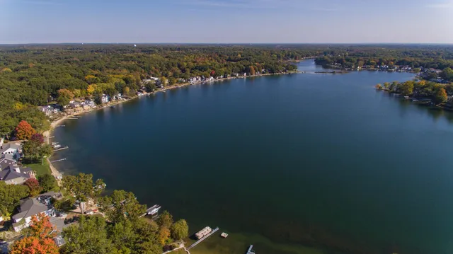 $1,500,000 | 7414 Field Bay Avenue, Kalamazoo, MI 49009