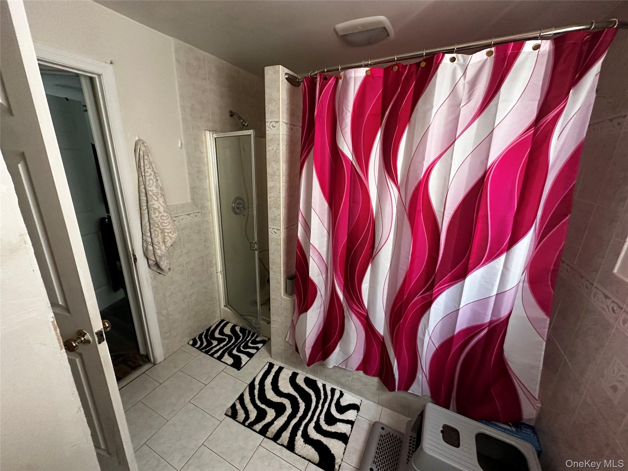 241-16 148th Road Queens, NY 11422 - Photo 6 of 28 a view of a living room