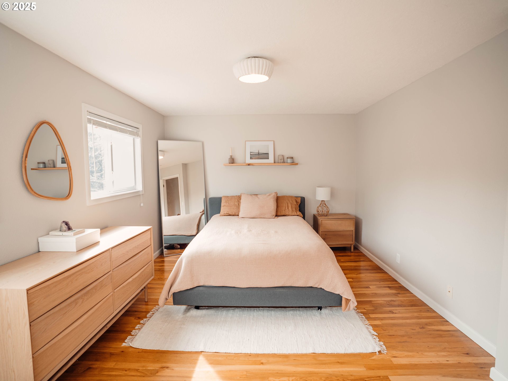 2315 Southwest Iowa Street Portland, OR 97239 - Photo 11 of 17 Gallery Image 11