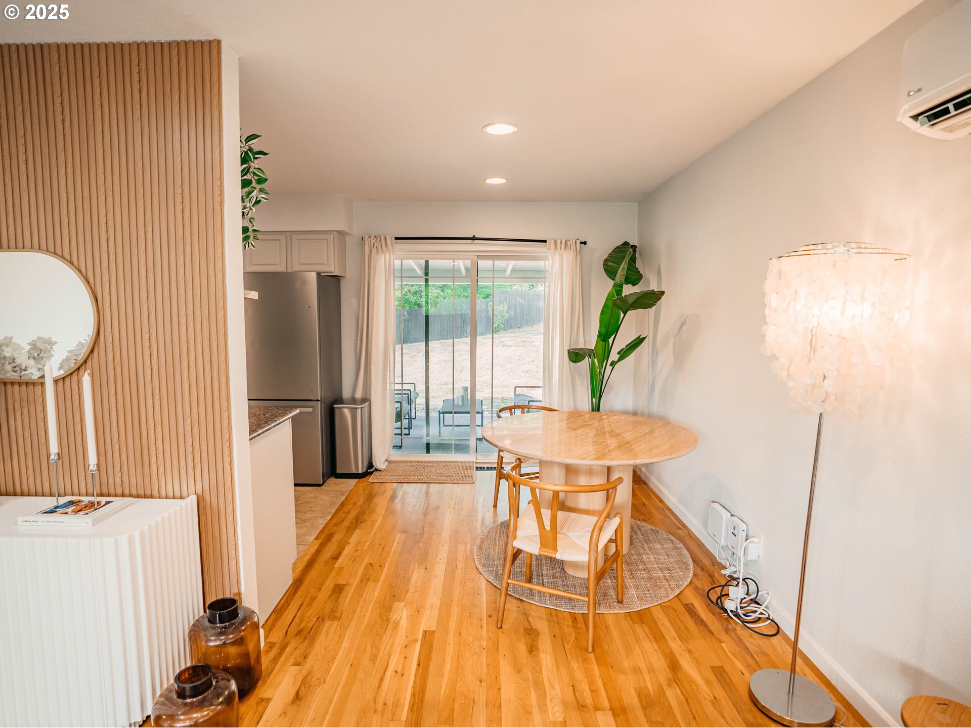 2315 Southwest Iowa Street Portland, OR 97239 - Photo 7 of 17 Gallery Image 7