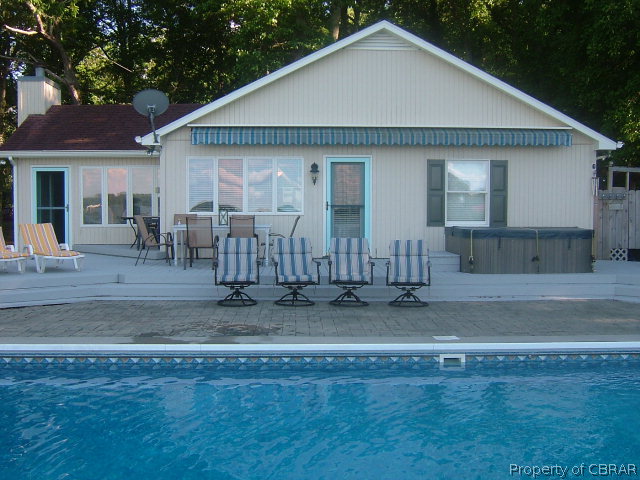 225 Warehouse Cove Road Cobbs Creek, VA 23035 - Photo 2 of 42