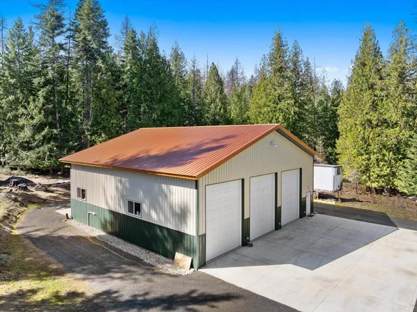 $1,950,000 | 41404 North Perry Road, Deer Park, WA 99006