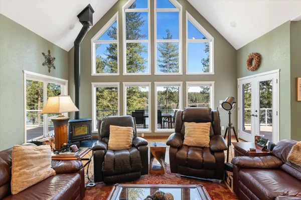 $1,950,000 | 41404 North Perry Road, Deer Park, WA 99006