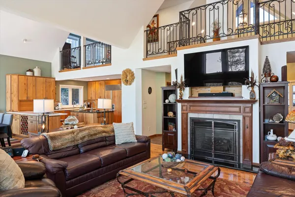 $1,950,000 | 41404 North Perry Road, Deer Park, WA 99006