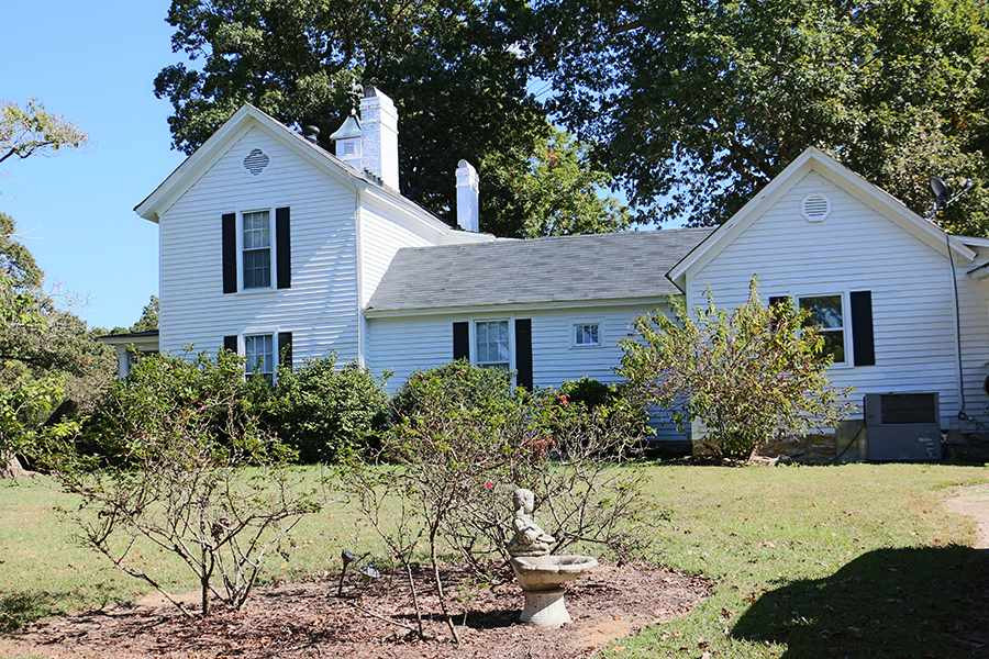 4301 Mial Plantation Road Raleigh, NC 27610 - Photo 13 of 25 Exterior Side