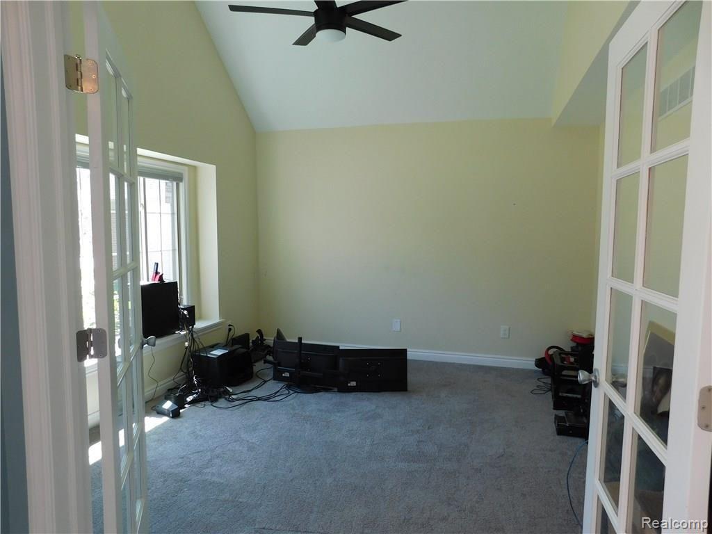 52077 Boland Road Chesterfield, MI 48047 - Photo 8 of 67