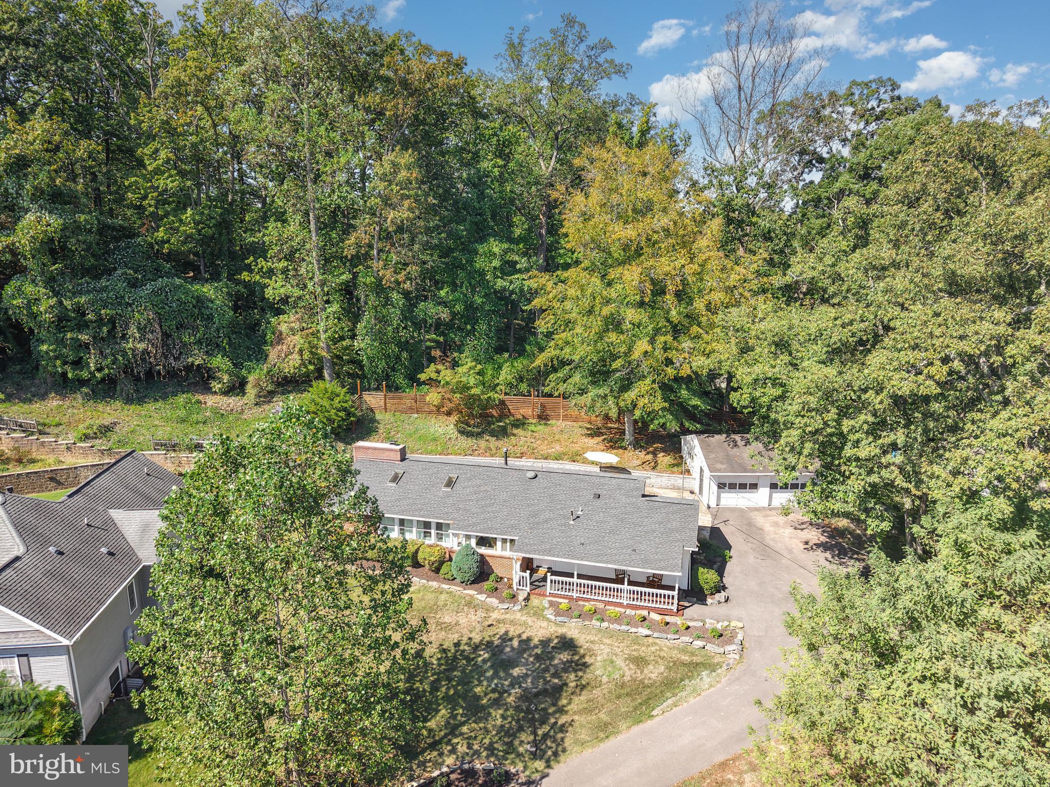 18322 Sharon Road Triangle, VA 22172 - Photo 3 of 49 Gallery Image 3