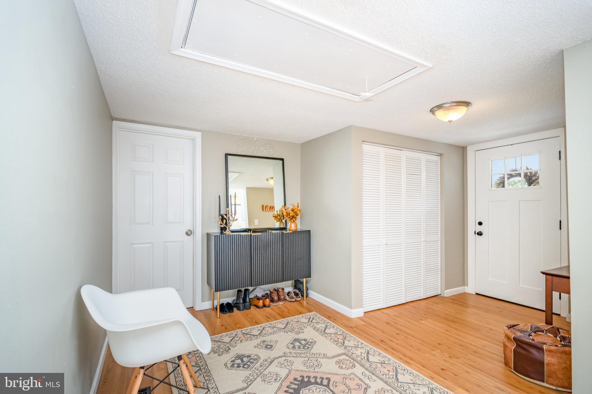 18322 Sharon Road Triangle, VA 22172 - Photo 10 of 49 Gallery Image 10