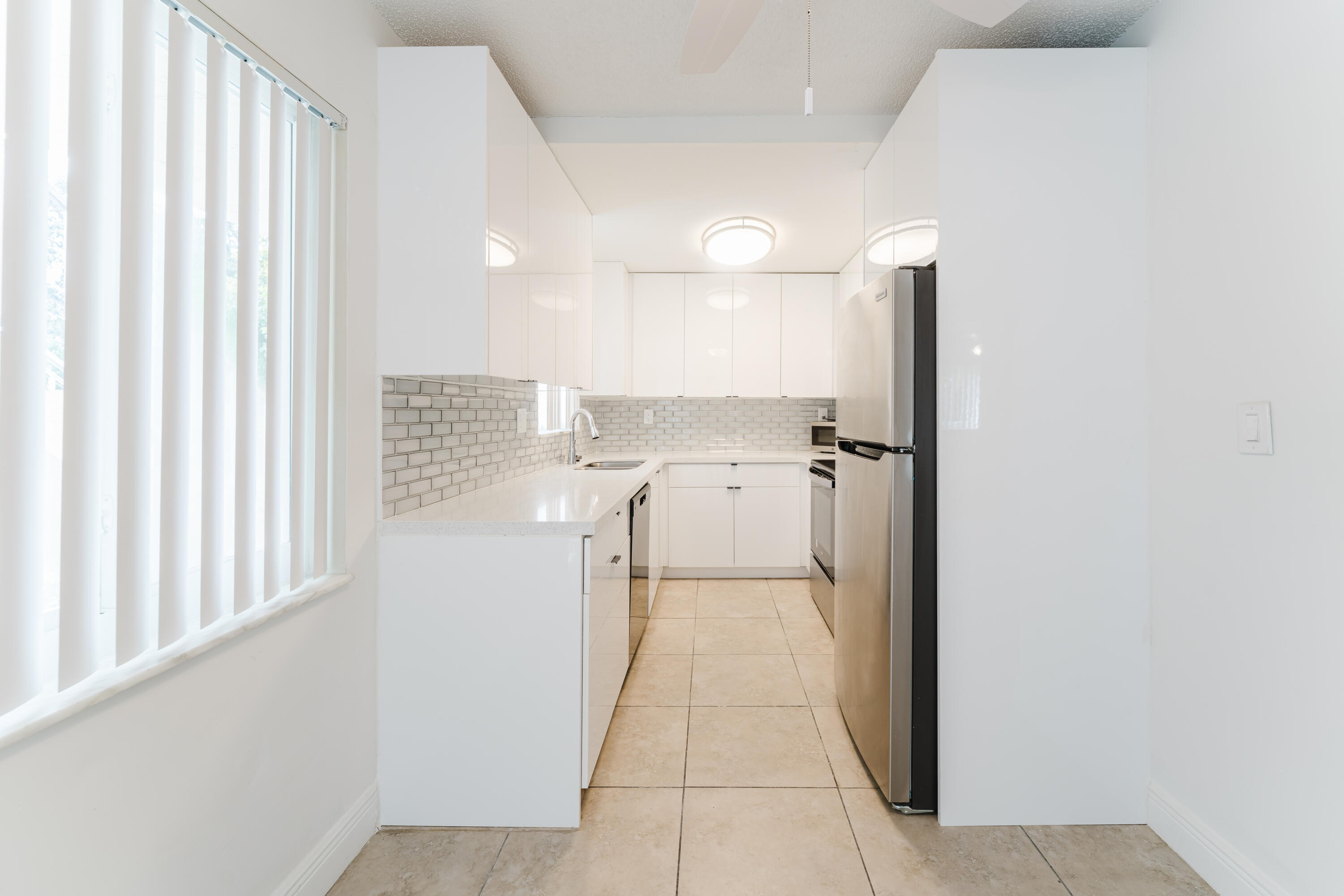 1220 Northwest 16th Avenue Boca Raton, FL 33486 - Photo 5 of 23 sw-8