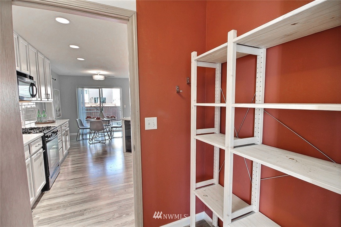322 Index Place Southeast Renton, WA 98056 - Photo 7 of 20