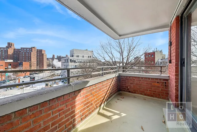 $1,075,000 | 268 East Broadway, Unit A307 | Lower East Side