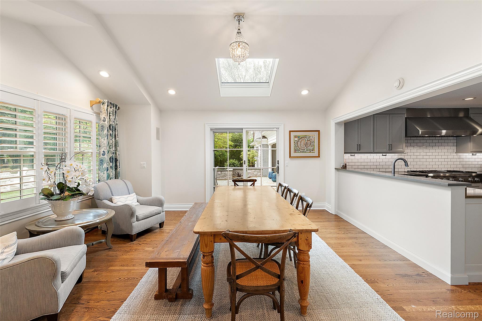 232 Guilford Road Bloomfield Hills, MI 48304 - Photo 9 of 47 232 Guilford-60.jpg