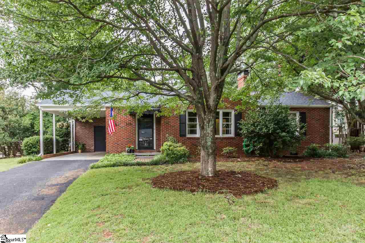 330 Parkins Mill Road Greenville, SC 29607 - Photo 1 of 25