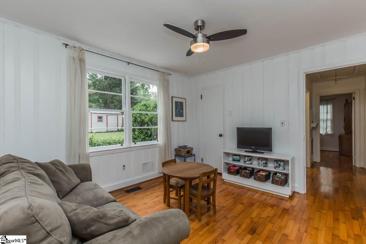 330 Parkins Mill Road Greenville, SC 29607 - Photo 9 of 25