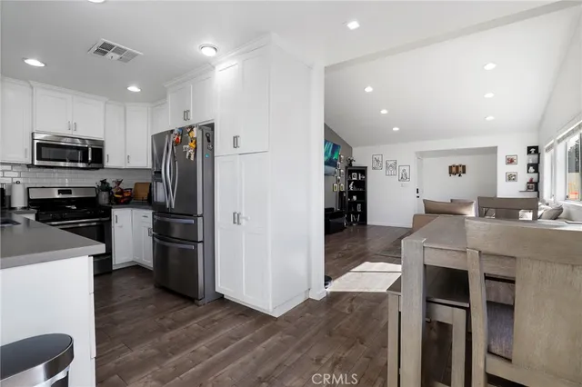 $795,000 | 13345 Calcutta Street, Sylmar, CA 91342