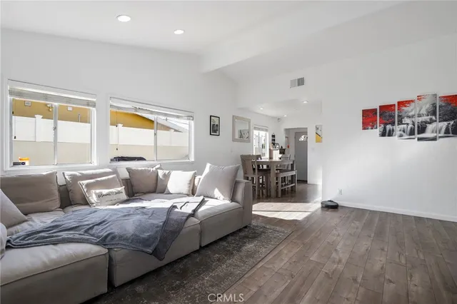 $795,000 | 13345 Calcutta Street, Sylmar, CA 91342