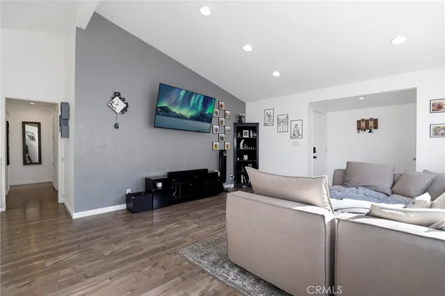 $795,000 | 13345 Calcutta Street, Sylmar, CA 91342