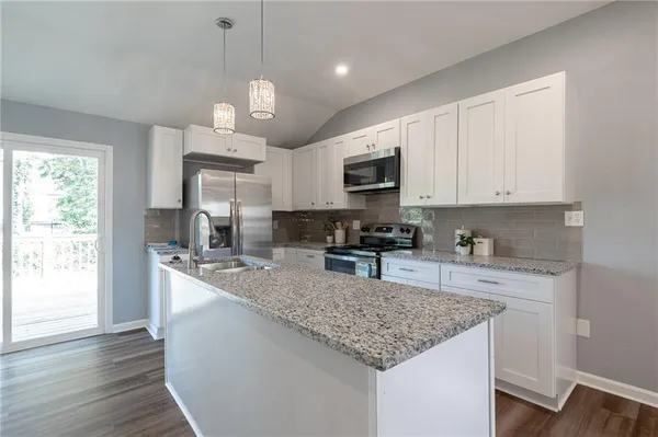 $219,900 | 2707 Park Avenue, Kansas City, MO 64109