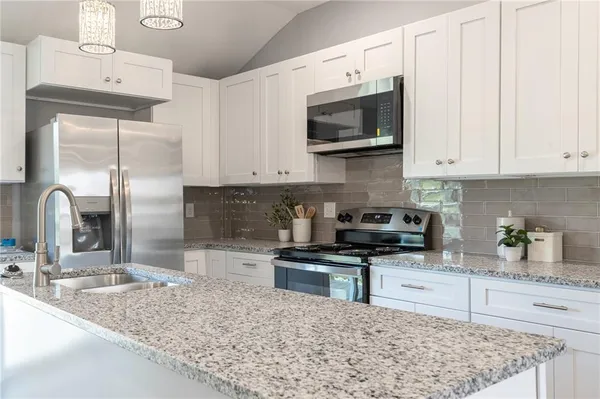 $219,900 | 2707 Park Avenue, Kansas City, MO 64109