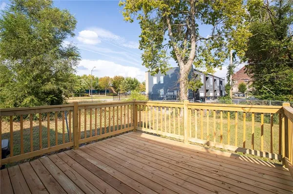 $219,900 | 2707 Park Avenue, Kansas City, MO 64109