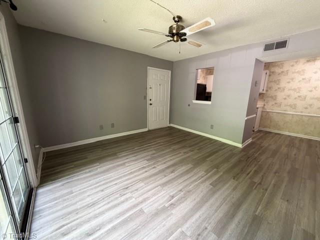 5611 Hornaday Road, Unit L Greensboro, NC 27409 - Photo 10 of 19 Gallery Image 10