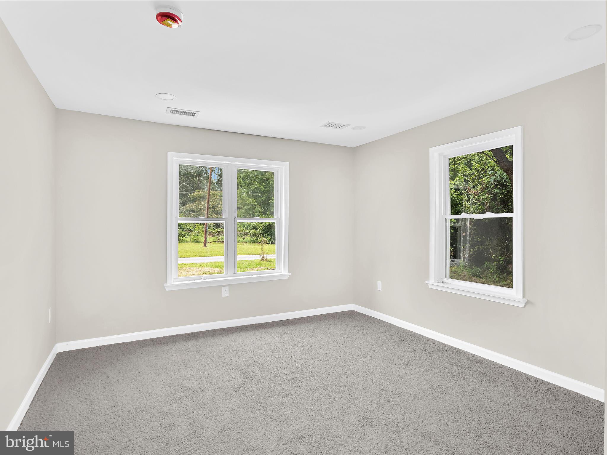 360 Nottingham Road Elkton, MD 21921 - Photo 12 of 32 an empty room with a window