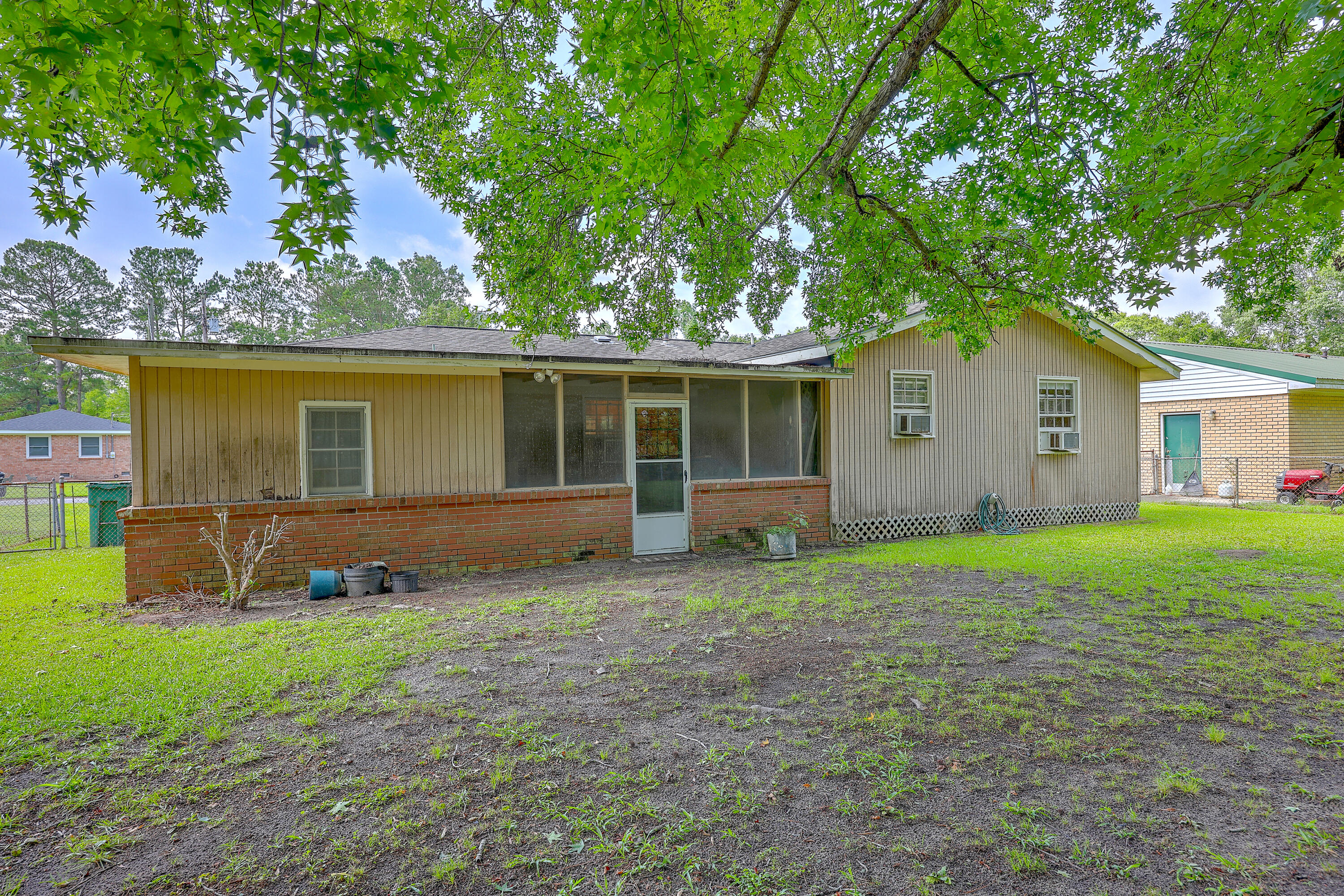 402 Farm Road Goose Creek, SC 29445 - Photo 23 of 24 Rear View