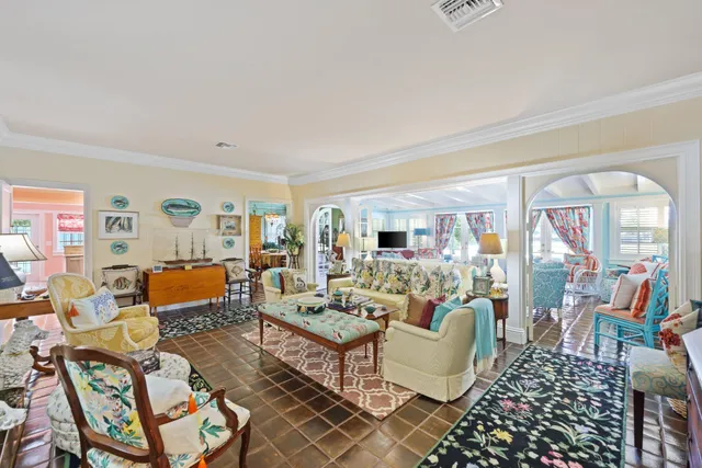 $6,500,000 | 2 Fisher Lane, Delray Beach, FL 33483