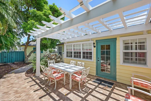 $6,500,000 | 2 Fisher Lane, Delray Beach, FL 33483