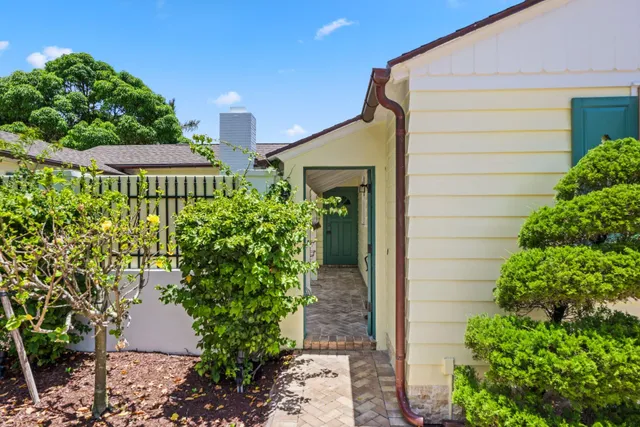 $6,500,000 | 2 Fisher Lane, Delray Beach, FL 33483