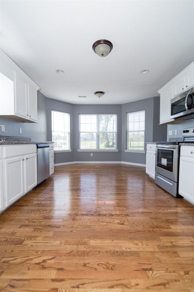1043 Dimple Road Morgantown, KY 42261 - Photo 5 of 31 Gallery Image 5