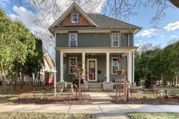 $420,000 | 131 Oakland Avenue, Mukwonago, WI 53149