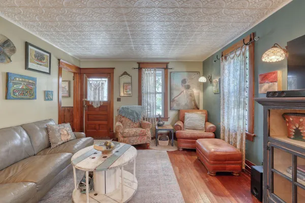 $420,000 | 131 Oakland Avenue, Mukwonago, WI 53149