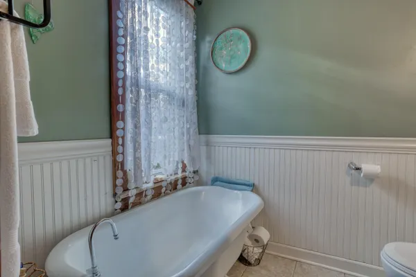 $420,000 | 131 Oakland Avenue, Mukwonago, WI 53149